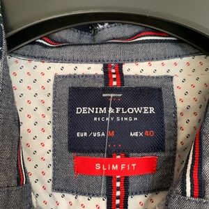 Men’s short sleeve button up- star pattern